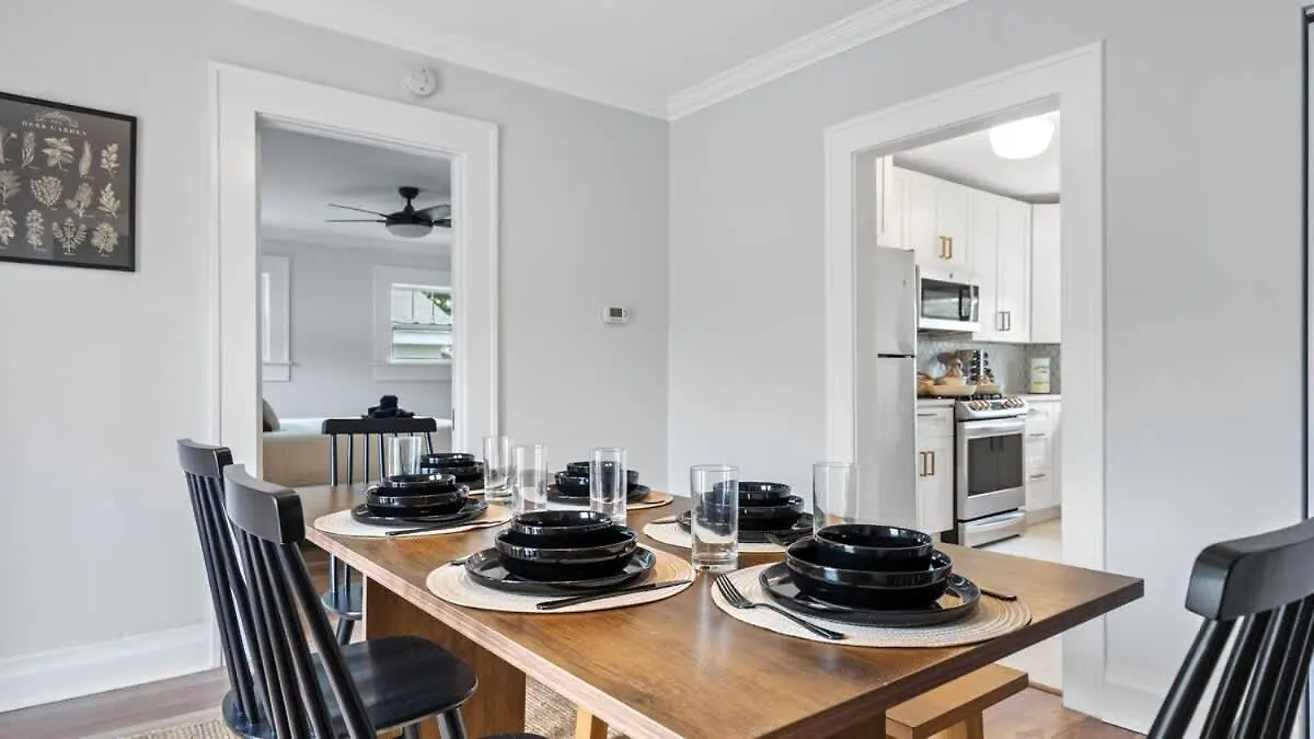 טאמפה Spacious Modern Farmhouse W/ Private Patio & Bbq! בית נופש