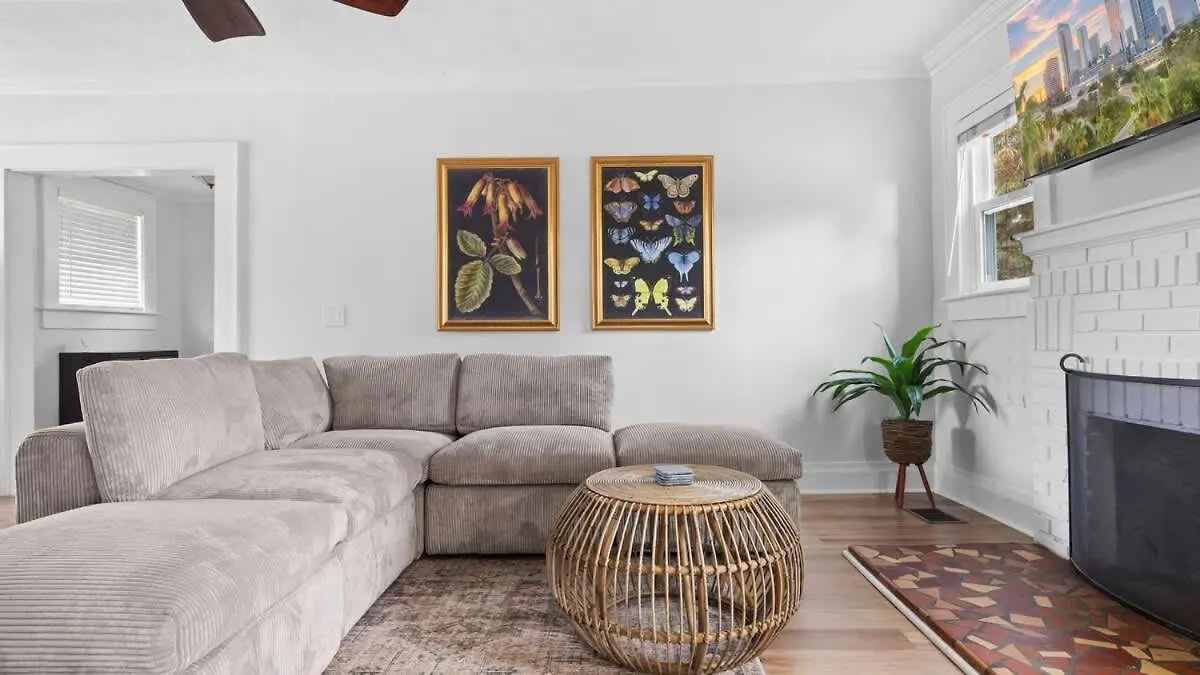 טאמפה Spacious Modern Farmhouse W/ Private Patio & Bbq! בית נופש